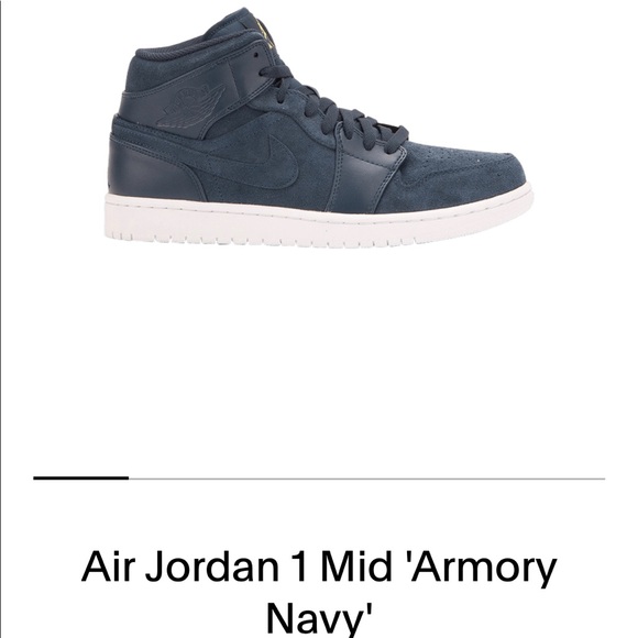 Men’s size 11 Jordan 1 mid in armory navy.  Good condition! - Picture 5 of 5